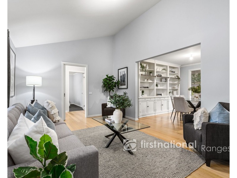 16 Haylock Avenue, Cockatoo VIC 3781