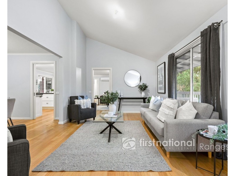 16 Haylock Avenue, Cockatoo VIC 3781