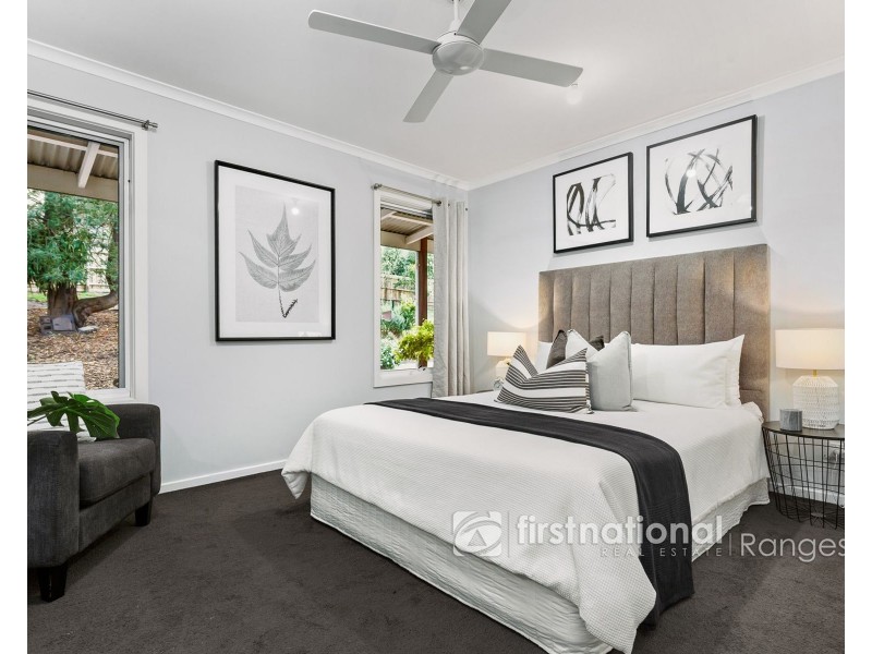 16 Haylock Avenue, Cockatoo VIC 3781