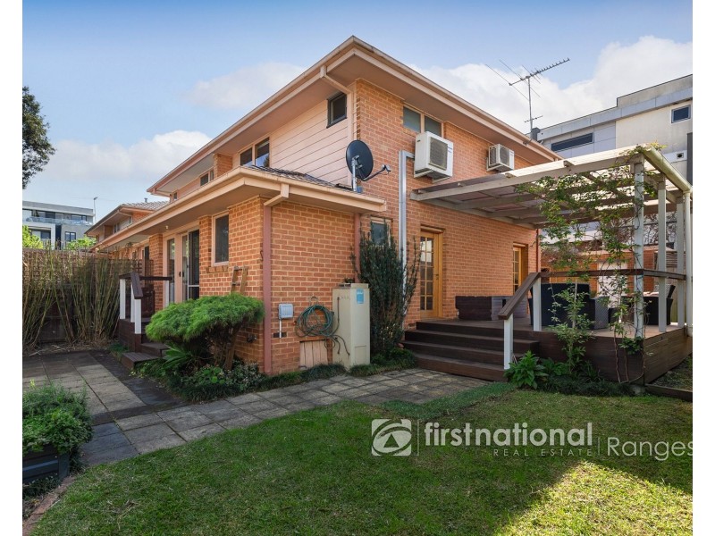 4/3 Station Street, Blackburn VIC 3130