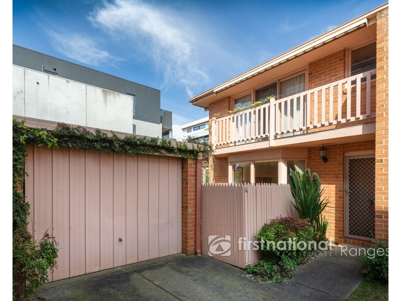 4/3 Station Street, Blackburn VIC 3130