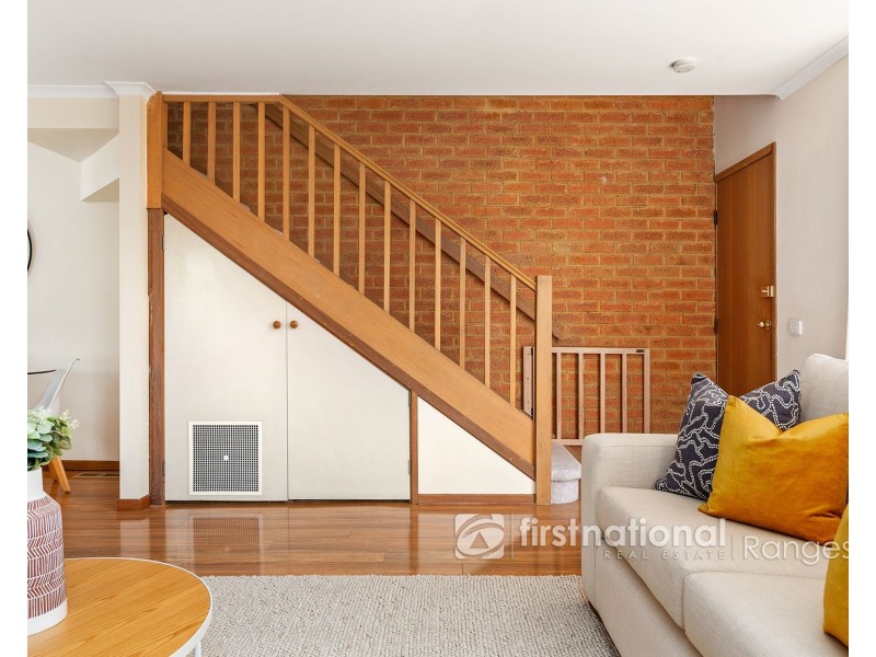 4/3 Station Street, Blackburn VIC 3130