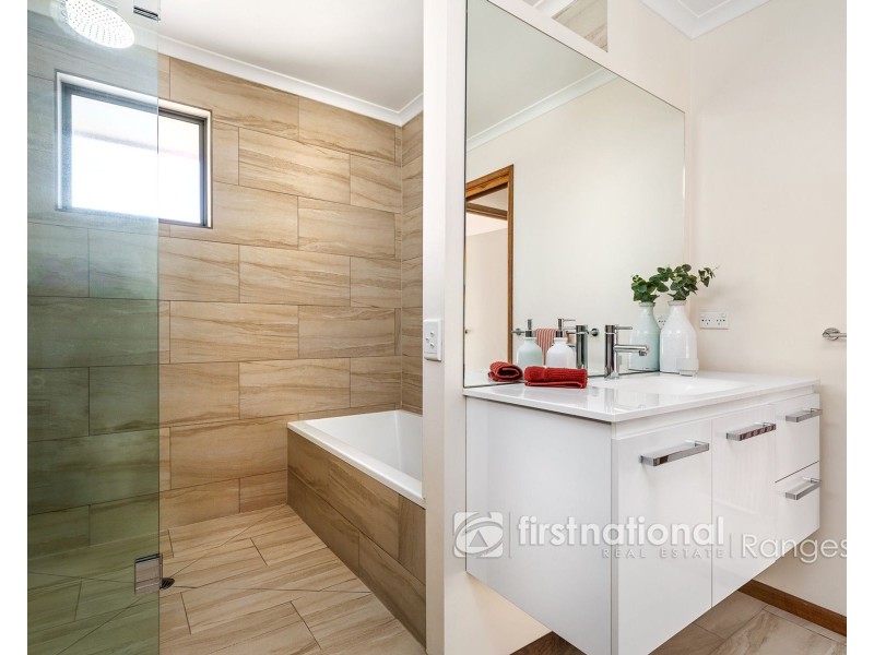 4/3 Station Street, Blackburn VIC 3130