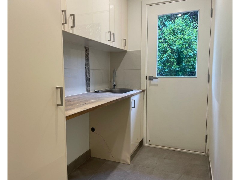 8 Second Avenue, Cockatoo VIC 3781