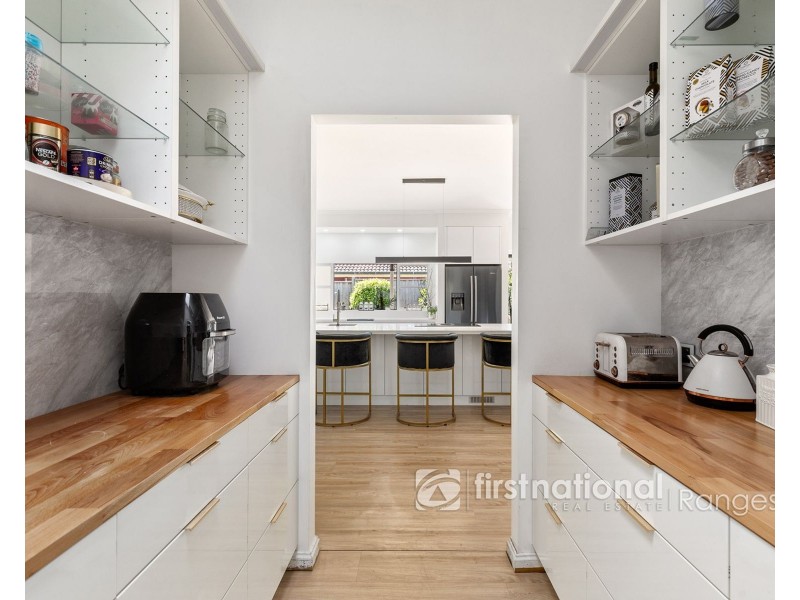 6 WOLFF STREET, Drouin VIC 3818