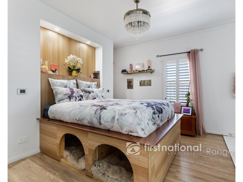 6 WOLFF STREET, Drouin VIC 3818