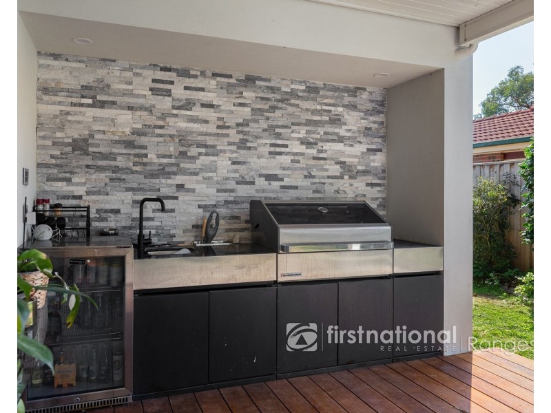 6 WOLFF STREET, Drouin VIC 3818