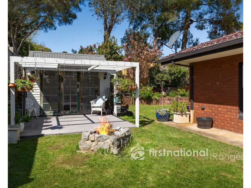 6 WOLFF STREET, Drouin VIC 3818