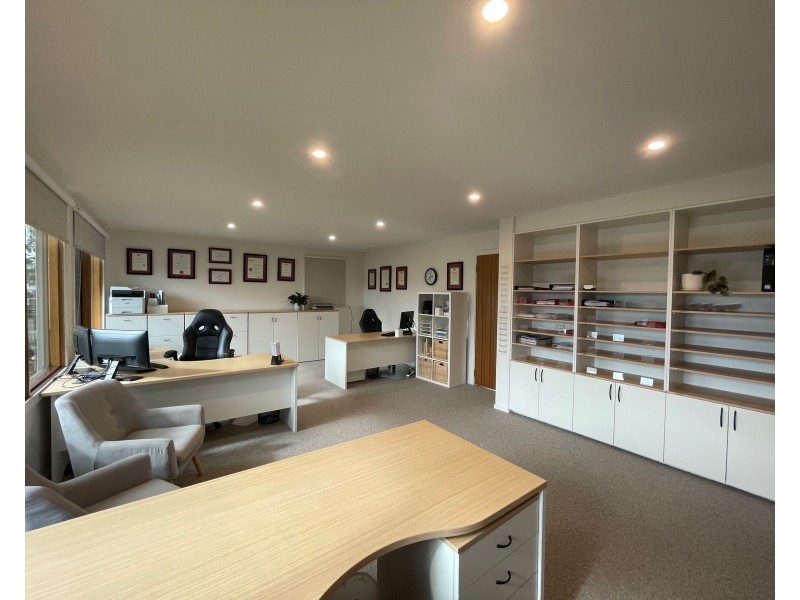 345 Belgrave-Gembrook Road, Emerald VIC 3782