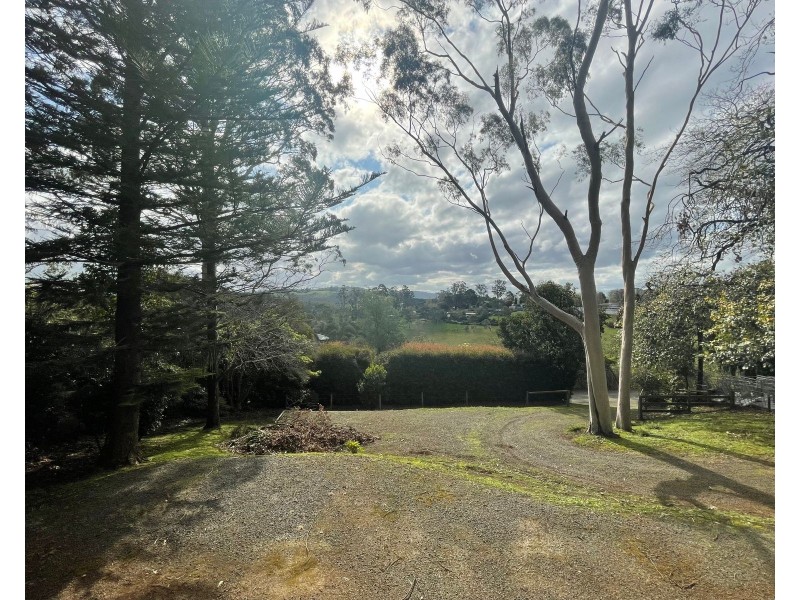 345 Belgrave-Gembrook Road, Emerald VIC 3782