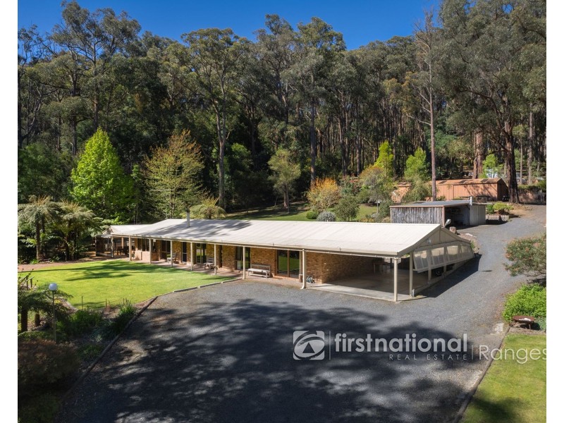 19 Deery Road, Emerald VIC 3782