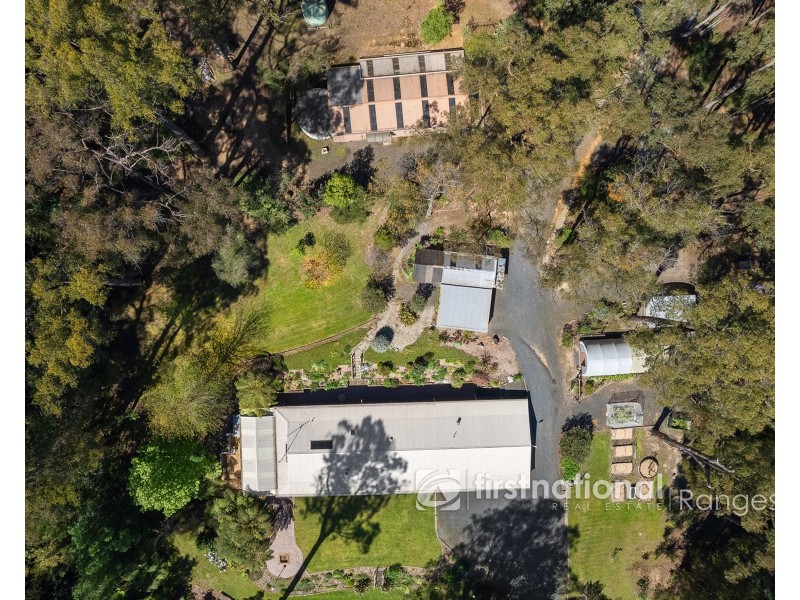 19 Deery Road, Emerald VIC 3782