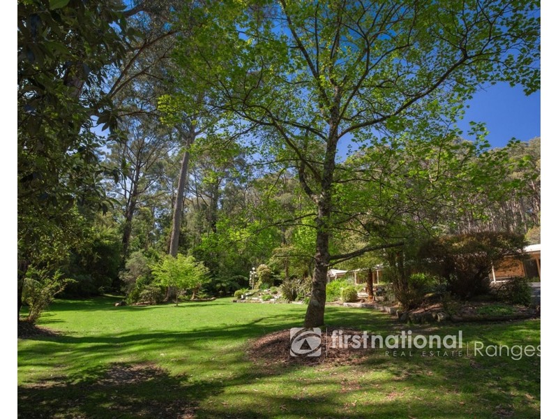 19 Deery Road, Emerald VIC 3782