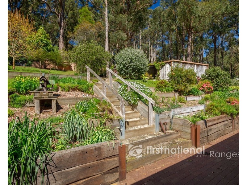 19 Deery Road, Emerald VIC 3782