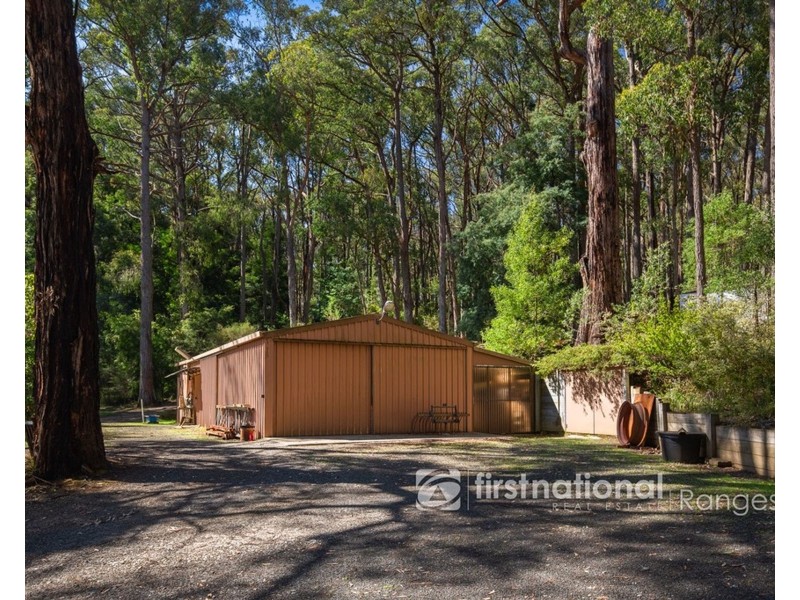19 Deery Road, Emerald VIC 3782