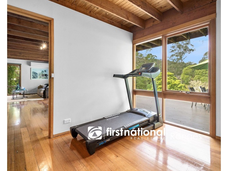 10 Belgrave Avenue, Belgrave VIC 3160