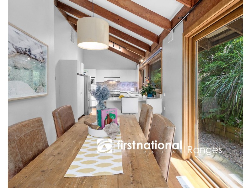 10 Belgrave Avenue, Belgrave VIC 3160