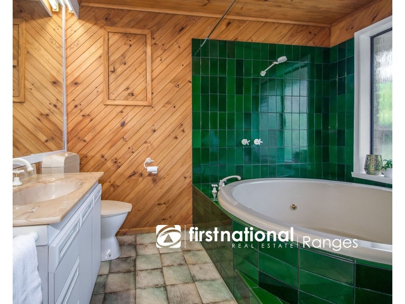 51 SANDELLS ROAD, Tecoma VIC 3160