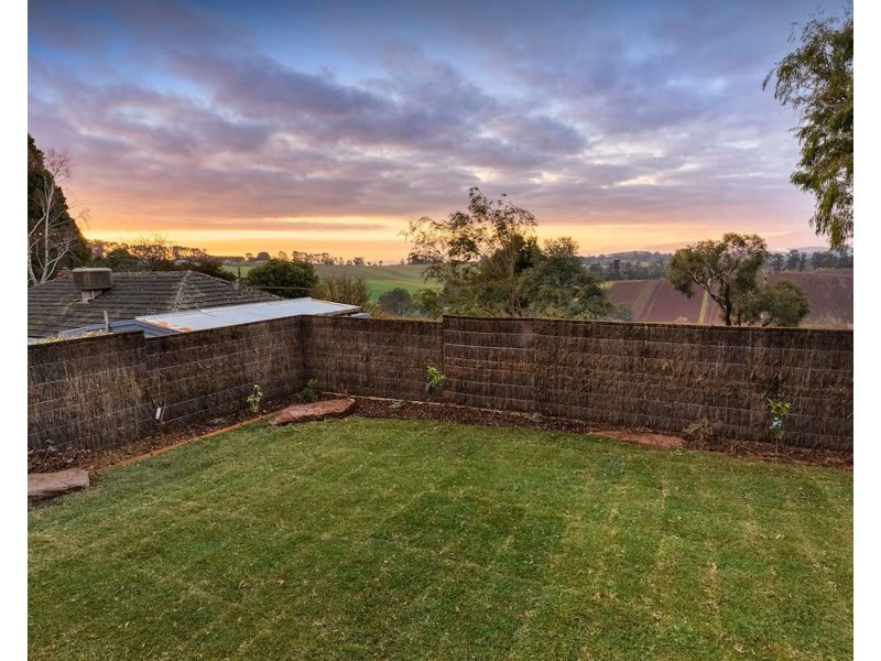 12 Heroes Avenue, Gembrook VIC 3783