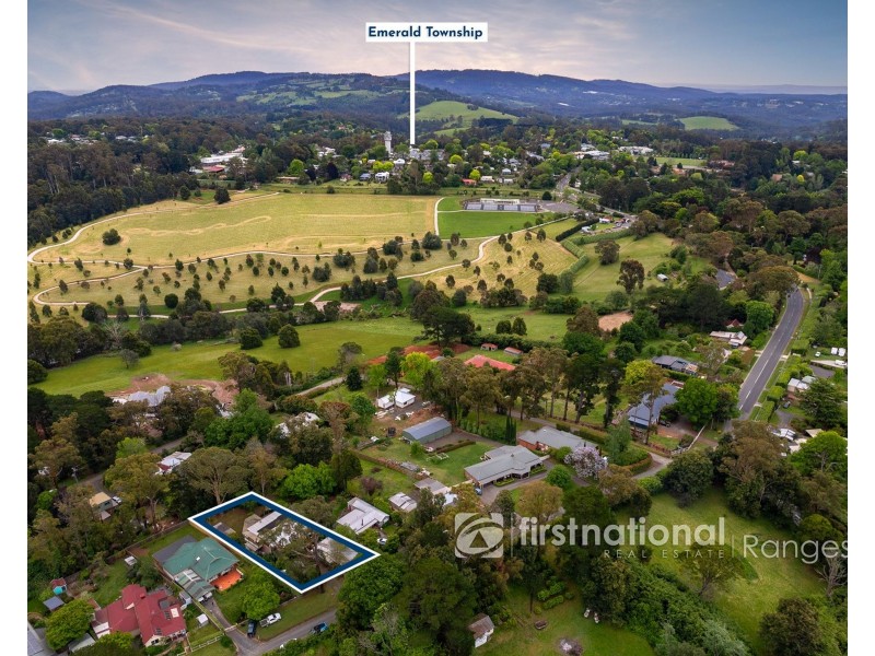 10 Cloverleigh Avenue, Emerald VIC 3782