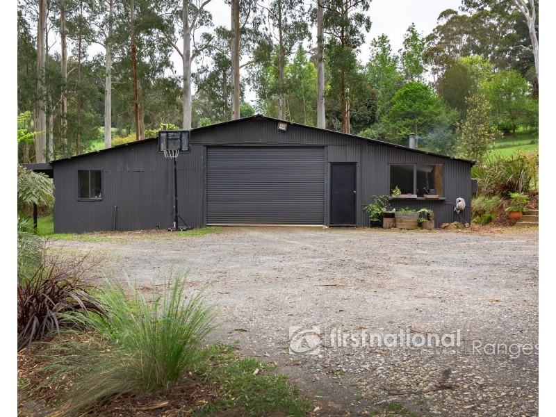 2 Kilbaha Road, Cockatoo VIC 3781