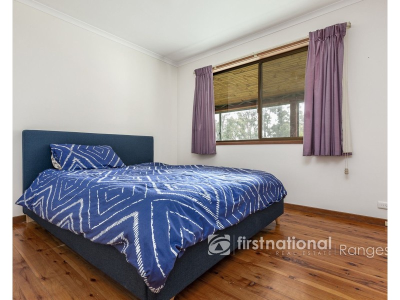 80 Inverness Road, Kalorama VIC 3766