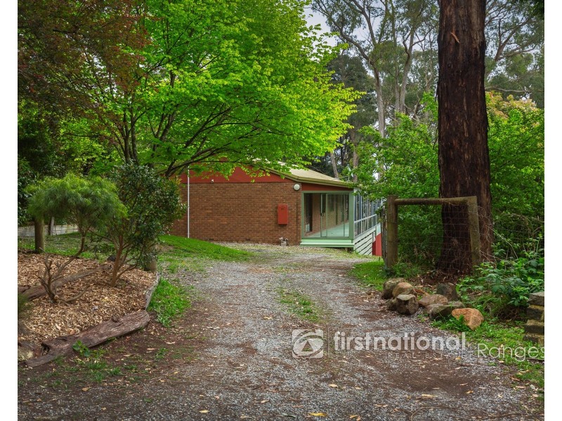 80 Inverness Road, Kalorama VIC 3766