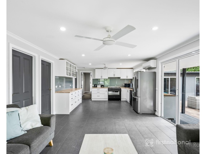 29 Tarhilla Drive, Launching Place VIC 3139