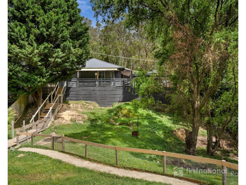 29 Tarhilla Drive, Launching Place VIC 3139