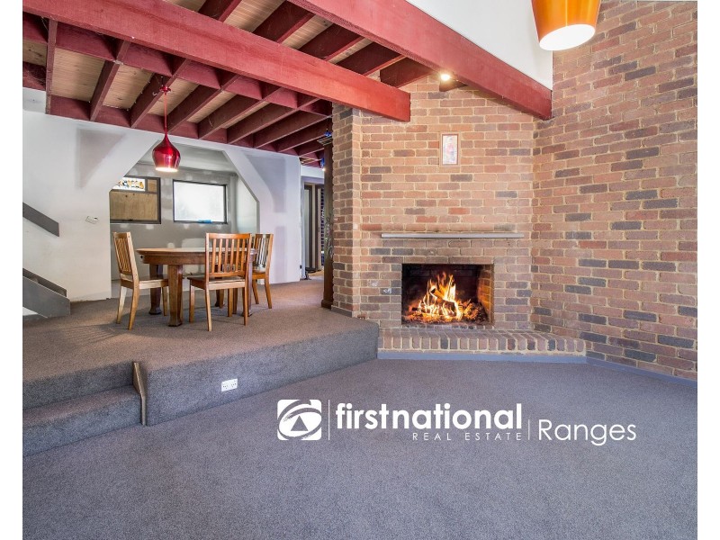 8 SANDELLS ROAD, Tecoma VIC 3160