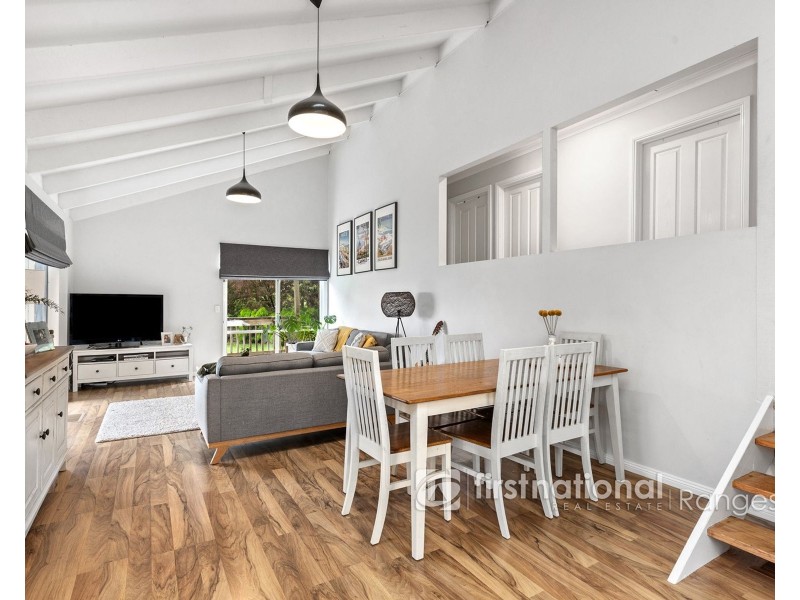 1 Kitchener Parade, Cockatoo VIC 3781