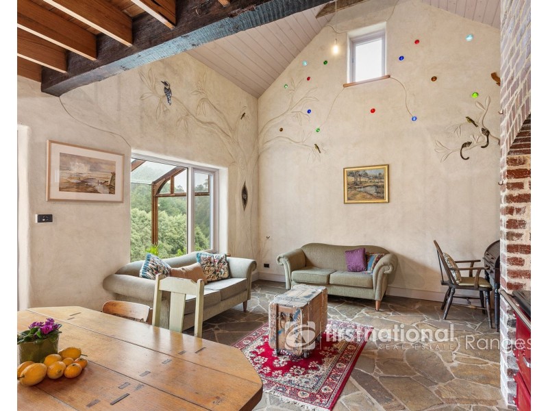 17A Glen Road, Cockatoo VIC 3781