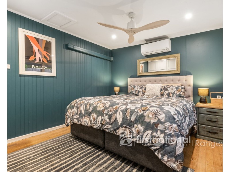 1 Isaac Street, Cockatoo VIC 3781
