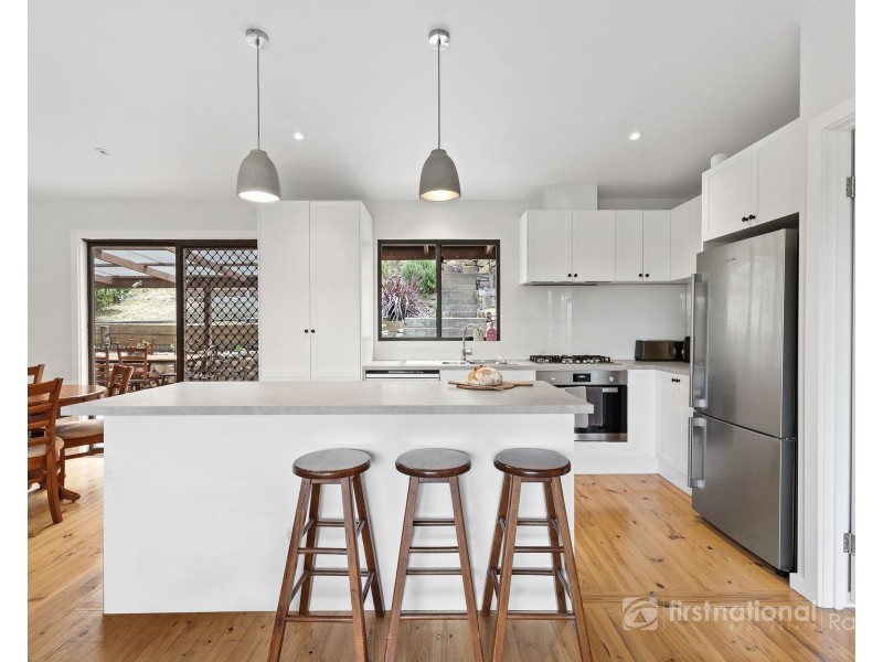 9 JEAN STREET, Upper Ferntree Gully VIC 3156