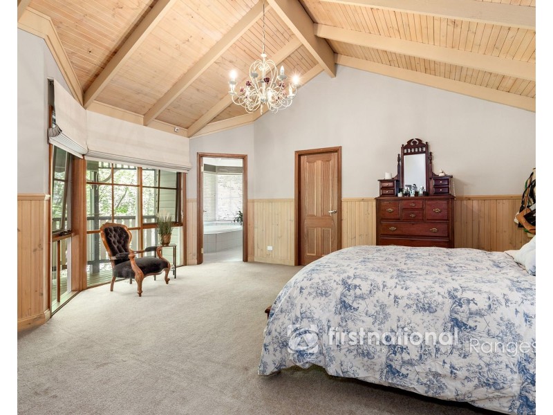 66 MAST GULLY ROAD, Upwey VIC 3158