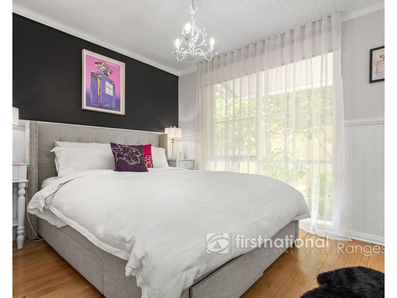 66 MAST GULLY ROAD, Upwey VIC 3158