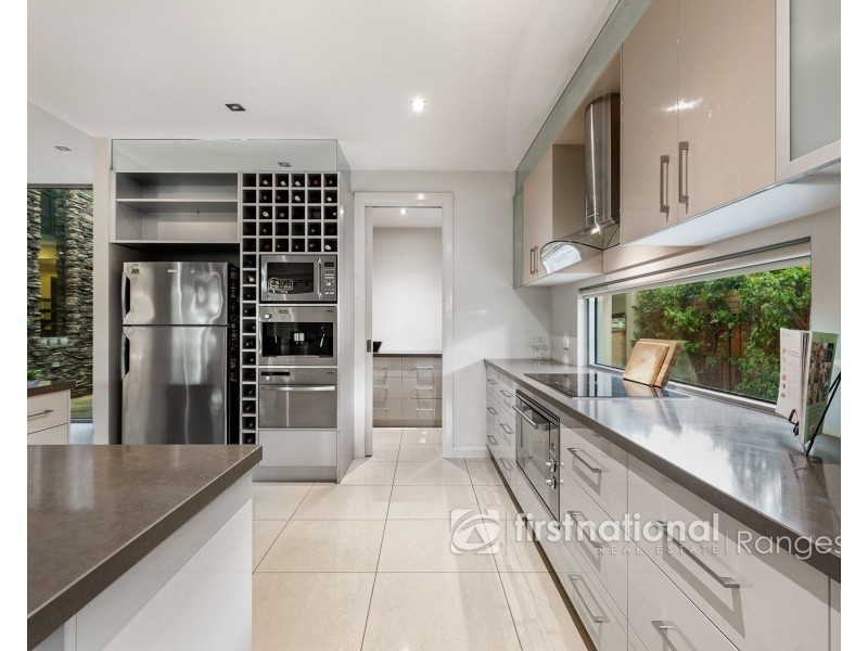 5 Kingsford Smith Court, Sandhurst VIC 3977