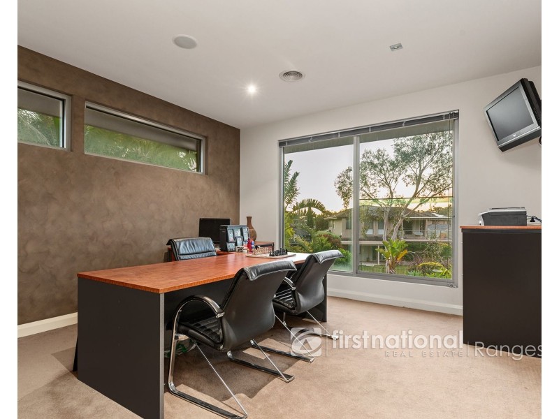 5 Kingsford Smith Court, Sandhurst VIC 3977