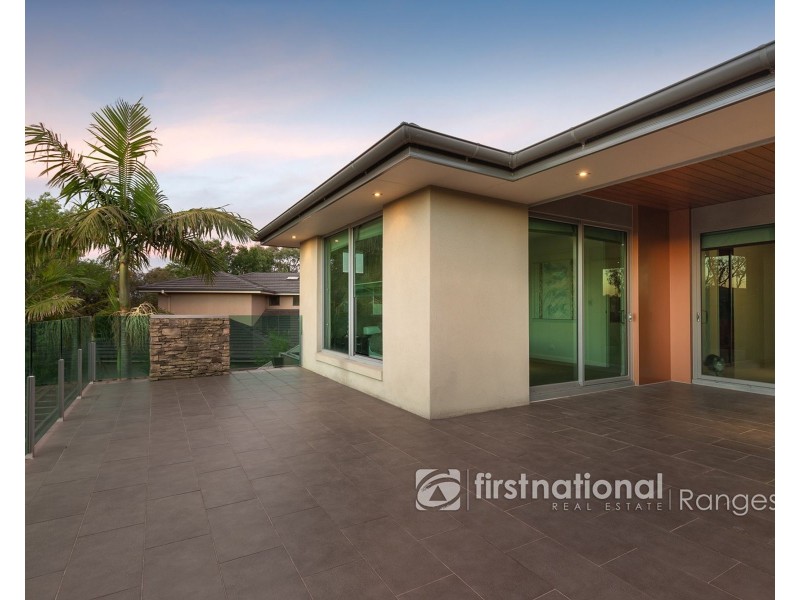 5 Kingsford Smith Court, Sandhurst VIC 3977