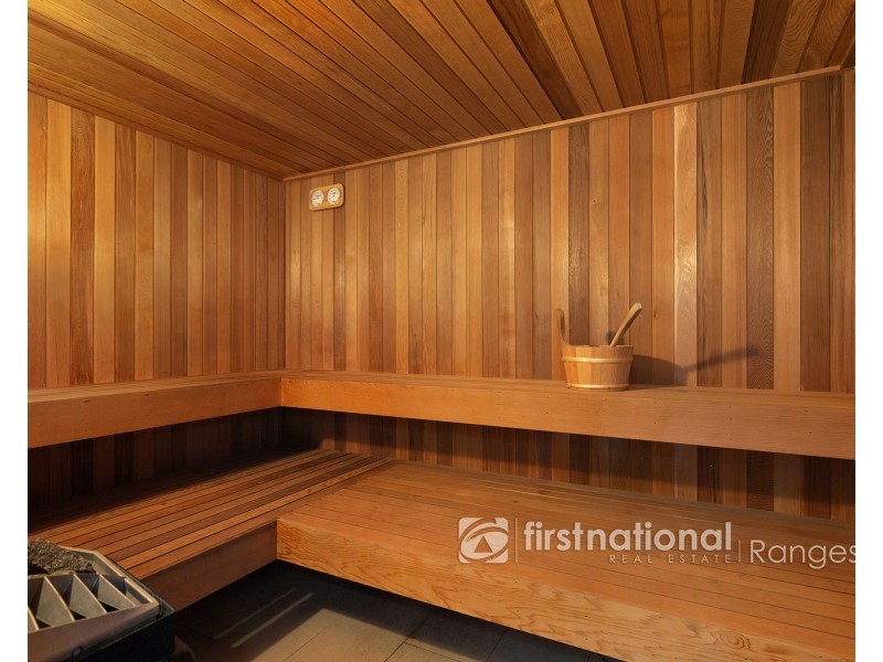 5 Kingsford Smith Court, Sandhurst VIC 3977