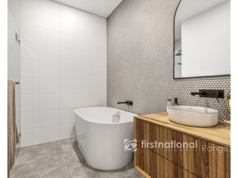 18 Queens Road, Silvan VIC 3795