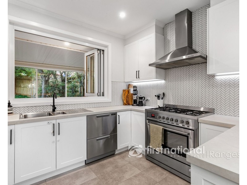 18 Queens Road, Silvan VIC 3795