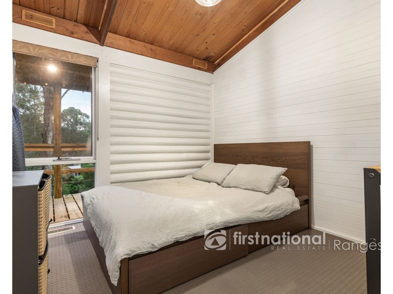 35A Mountain Road, Cockatoo VIC 3781