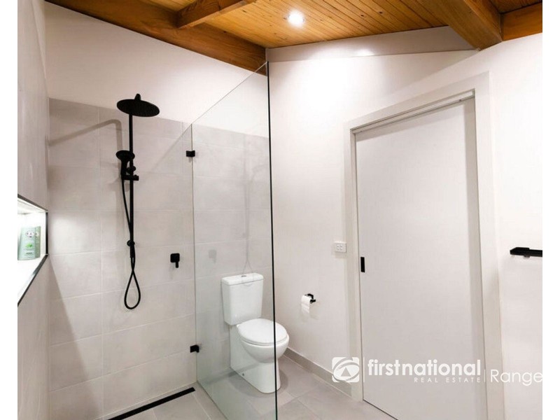9 KITCHENER PARADE, Cockatoo VIC 3781