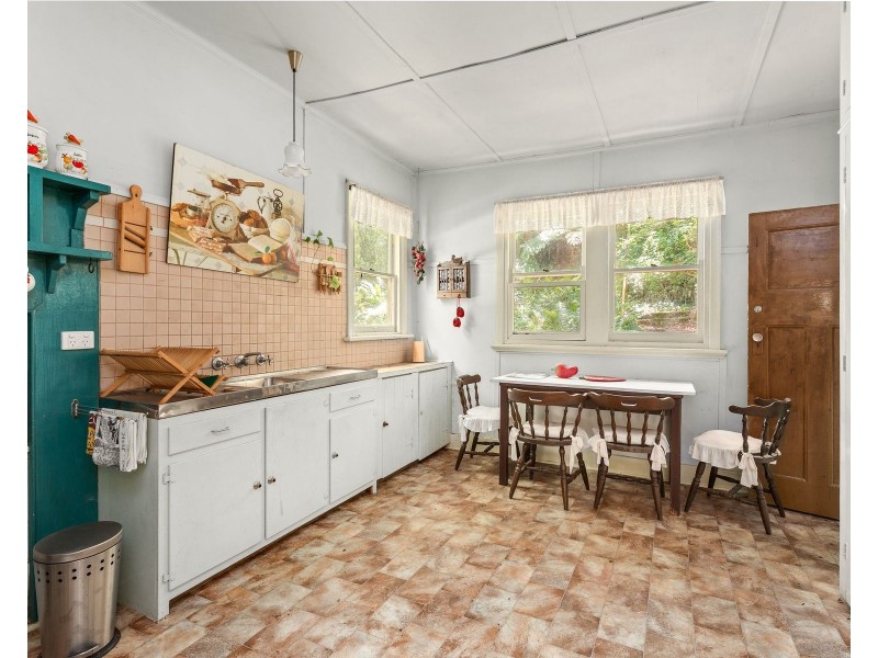 124 OLINDA-MONBULK ROAD, Olinda VIC 3788