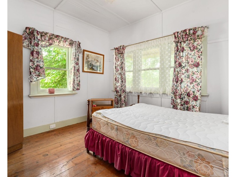 124 OLINDA-MONBULK ROAD, Olinda VIC 3788