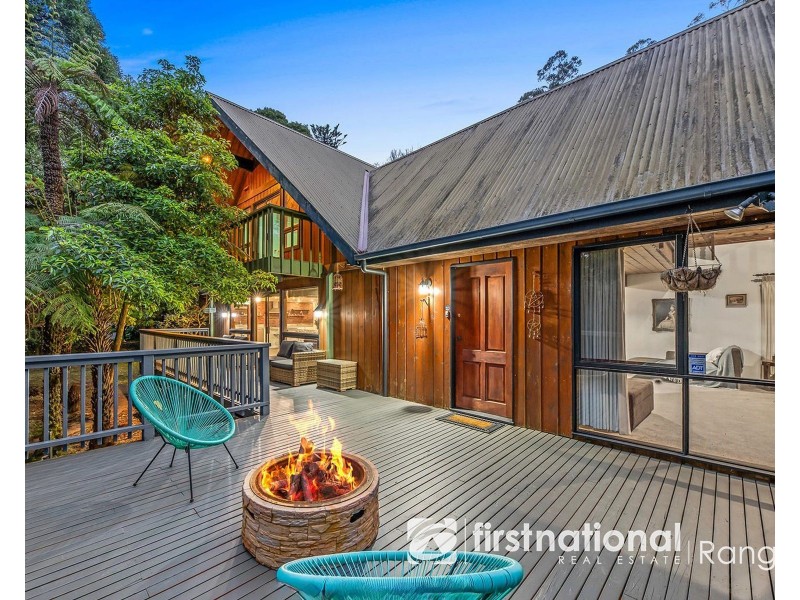 13 Brenda Grove, Tecoma VIC 3160