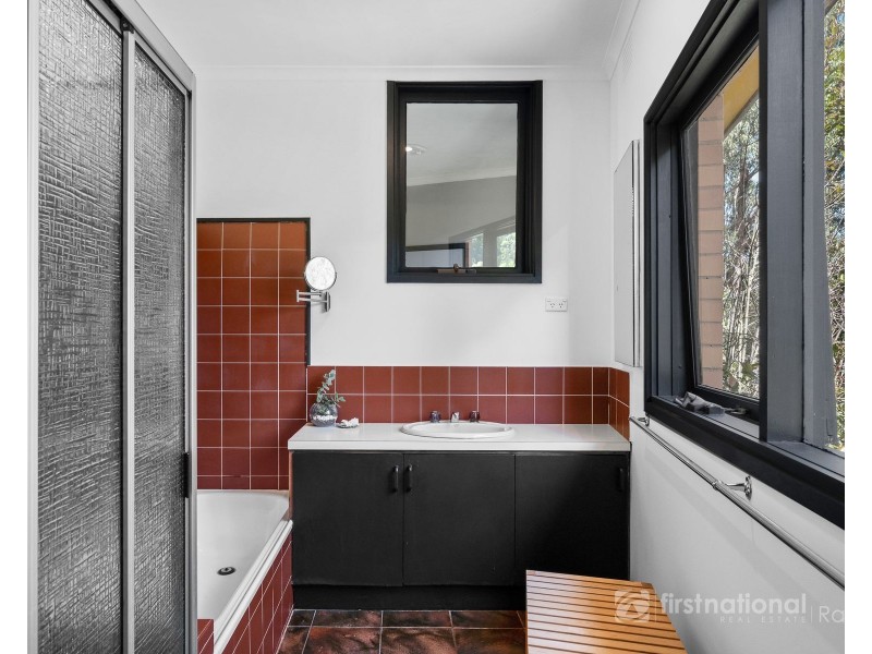 102 Blumm Road, Belgrave South VIC 3160