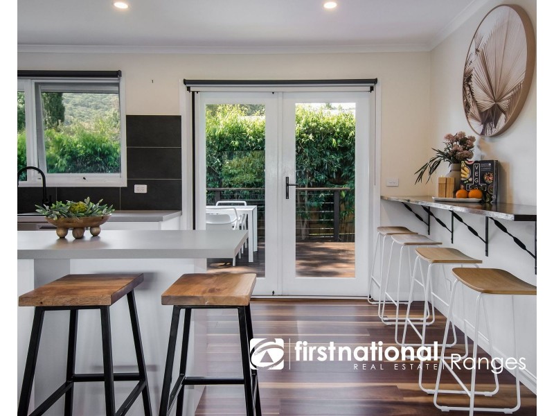 2/11 Talaskia Road, Upper Ferntree Gully VIC 3156