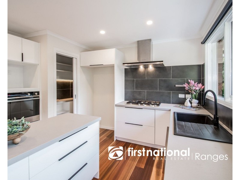 2/11 Talaskia Road, Upper Ferntree Gully VIC 3156